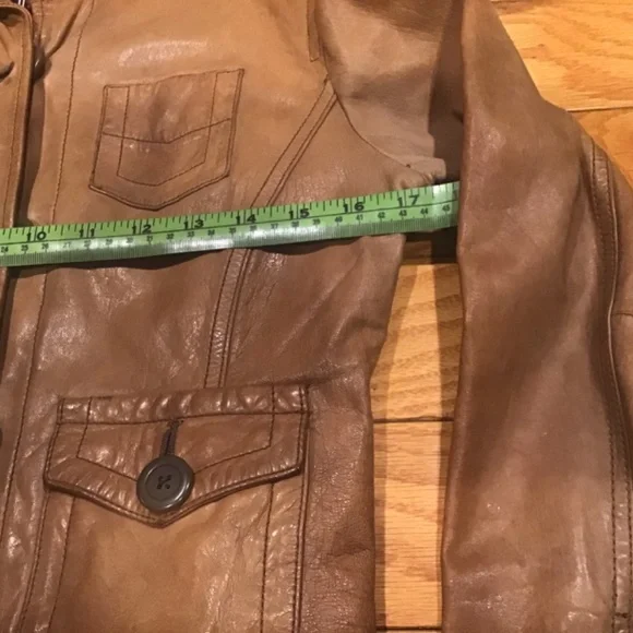 Leather jacket - Picture 9 of 12